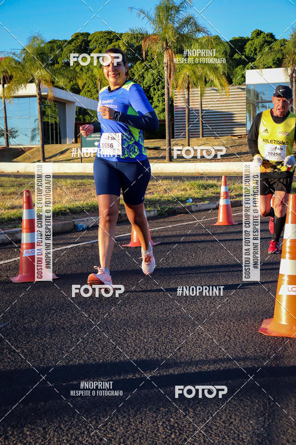 Buy your photos of the event14 Corrida Seven RioPreto Shopping Center on Fotop