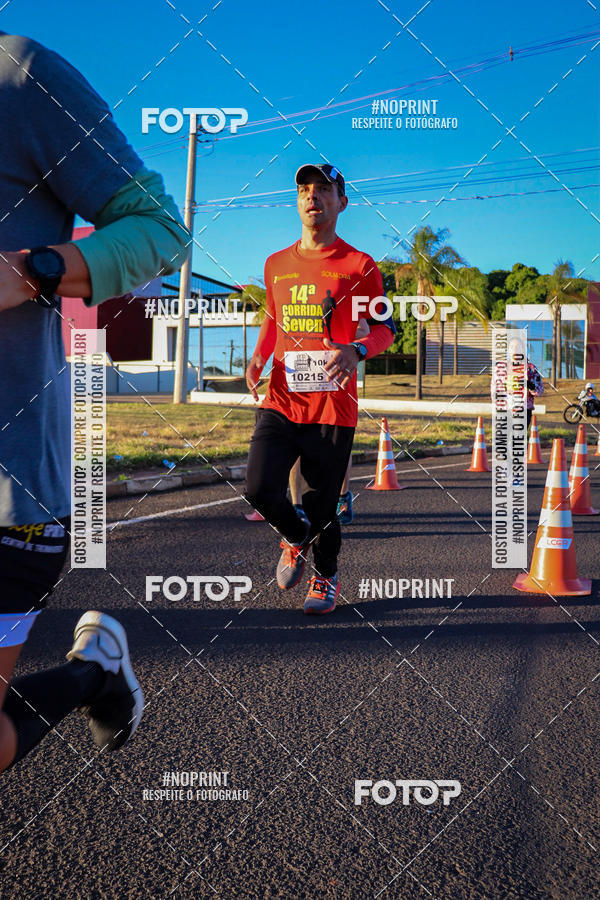 Buy your photos of the event14 Corrida Seven RioPreto Shopping Center on Fotop
