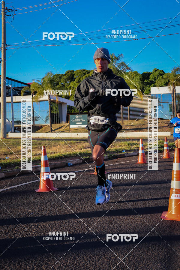 Buy your photos of the event14 Corrida Seven RioPreto Shopping Center on Fotop