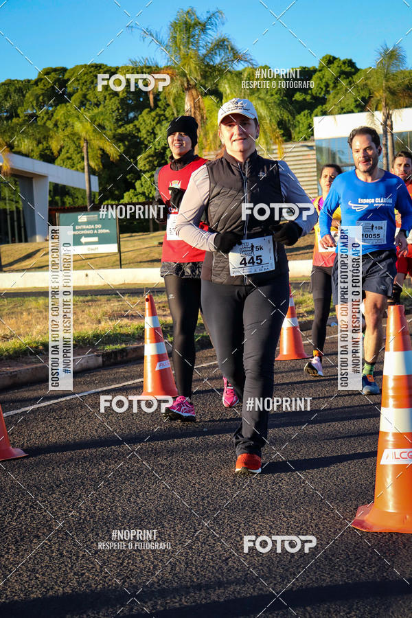 Buy your photos of the event14 Corrida Seven RioPreto Shopping Center on Fotop