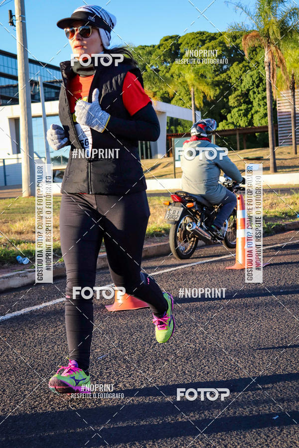 Buy your photos of the event14 Corrida Seven RioPreto Shopping Center on Fotop