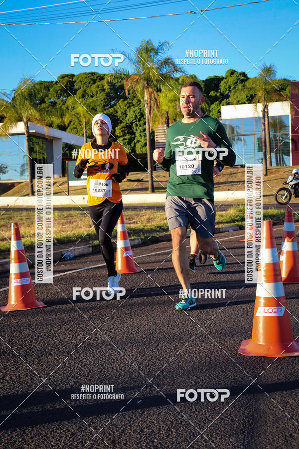 Buy your photos of the event14 Corrida Seven RioPreto Shopping Center on Fotop