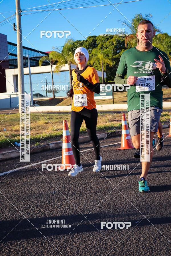 Buy your photos of the event14 Corrida Seven RioPreto Shopping Center on Fotop
