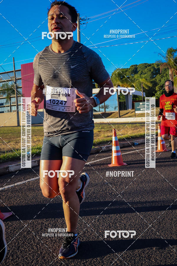 Buy your photos of the event14 Corrida Seven RioPreto Shopping Center on Fotop