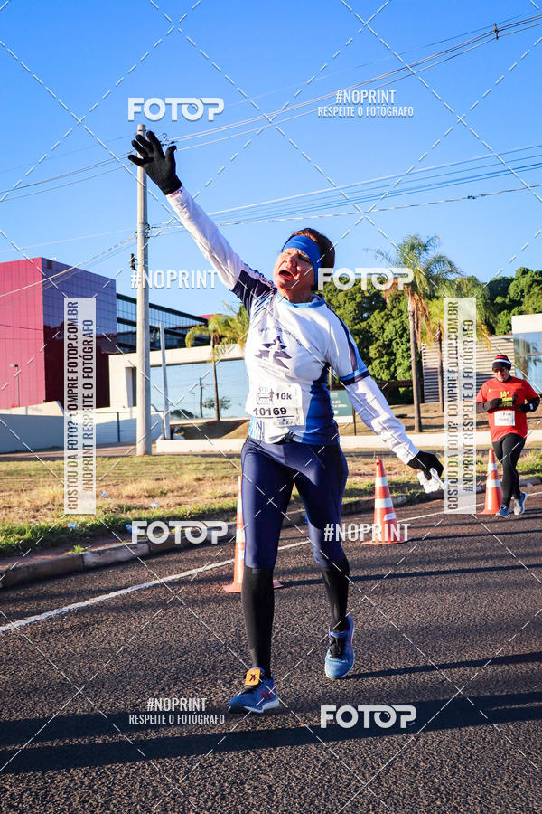 Buy your photos of the event14 Corrida Seven RioPreto Shopping Center on Fotop