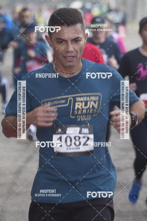 Buy your photos of the eventSANTANDER TRACK&FIELD RUN SERIES - PLAZA SUL/JARDIM BOT�NICO - Equipe ASI on Fotop