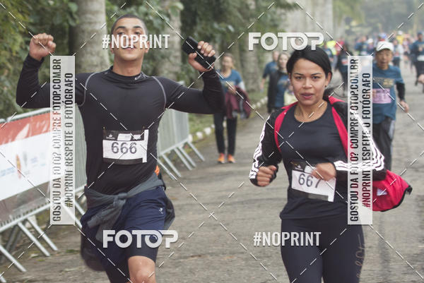 Buy your photos of the eventSANTANDER TRACK&FIELD RUN SERIES - PLAZA SUL/JARDIM BOT�NICO - Equipe ASI on Fotop