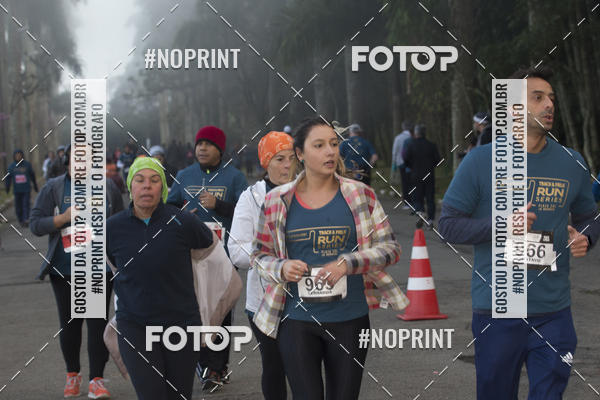 Buy your photos of the eventSANTANDER TRACK&FIELD RUN SERIES - PLAZA SUL/JARDIM BOTNICO - Equipe ASI on Fotop