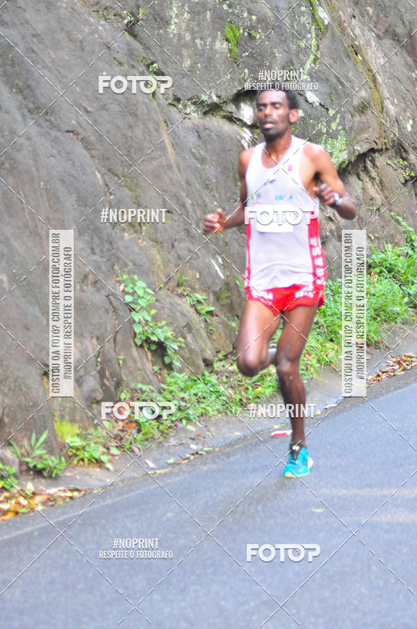 Buy your photos of the eventMeia Maratona Internacional de Perube on Fotop