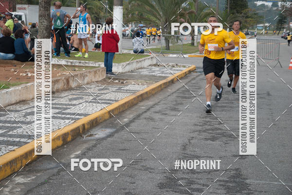 Buy your photos of the eventMeia Maratona Internacional de Peru�be on Fotop