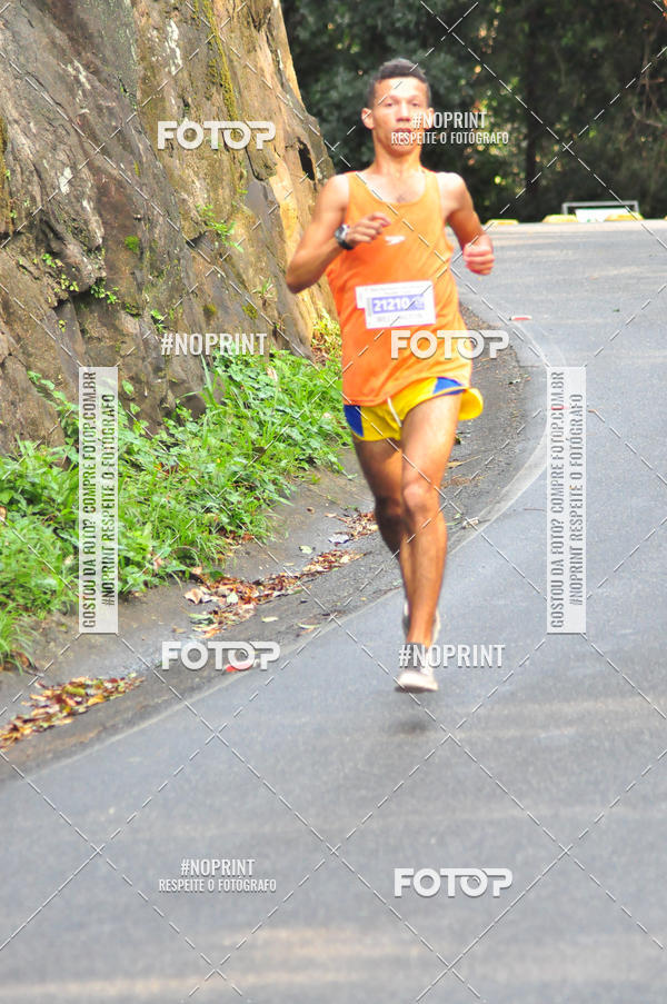 Buy your photos of the eventMeia Maratona Internacional de Perube on Fotop