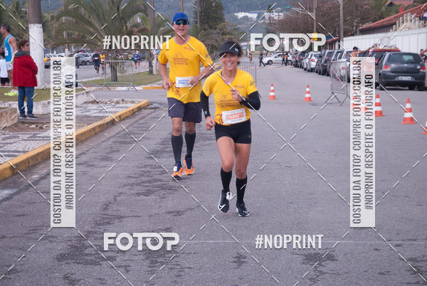 Buy your photos of the eventMeia Maratona Internacional de Peru�be on Fotop