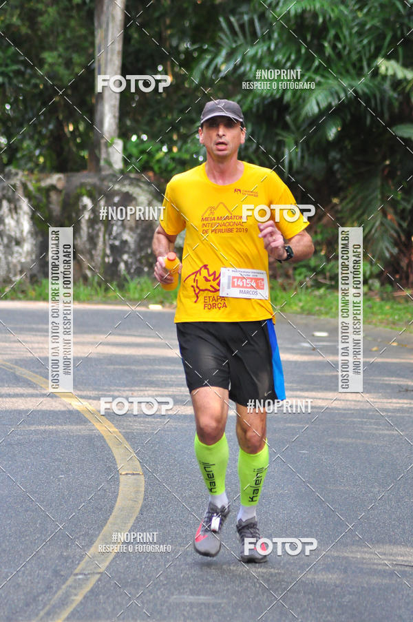 Buy your photos of the eventMeia Maratona Internacional de Peru�be on Fotop