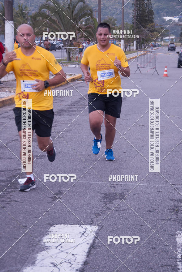 Buy your photos of the eventMeia Maratona Internacional de Peru�be on Fotop
