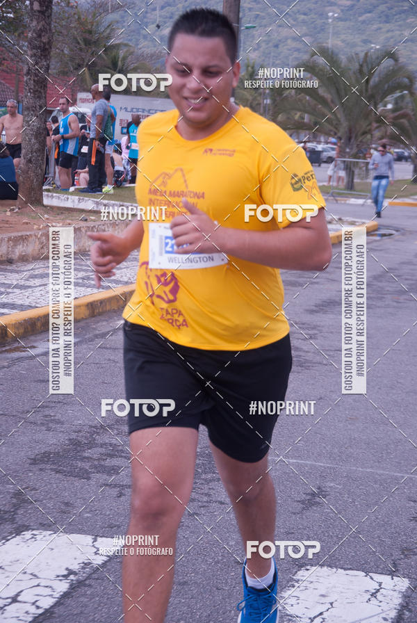 Buy your photos of the eventMeia Maratona Internacional de Peru�be on Fotop