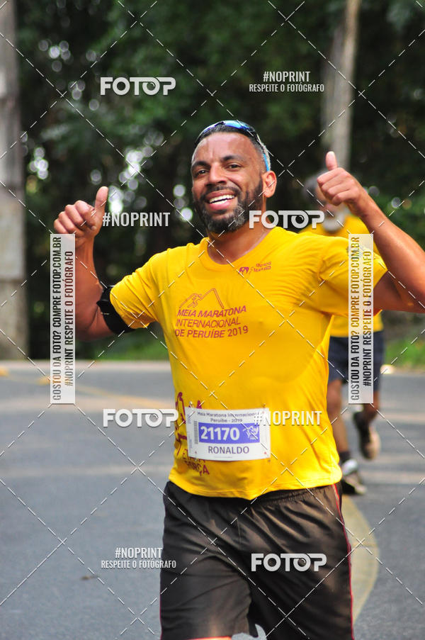 Buy your photos of the eventMeia Maratona Internacional de Peru�be on Fotop