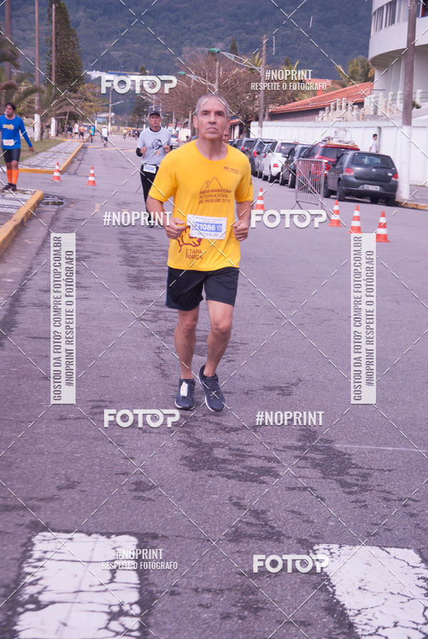 Buy your photos of the eventMeia Maratona Internacional de Peru�be on Fotop