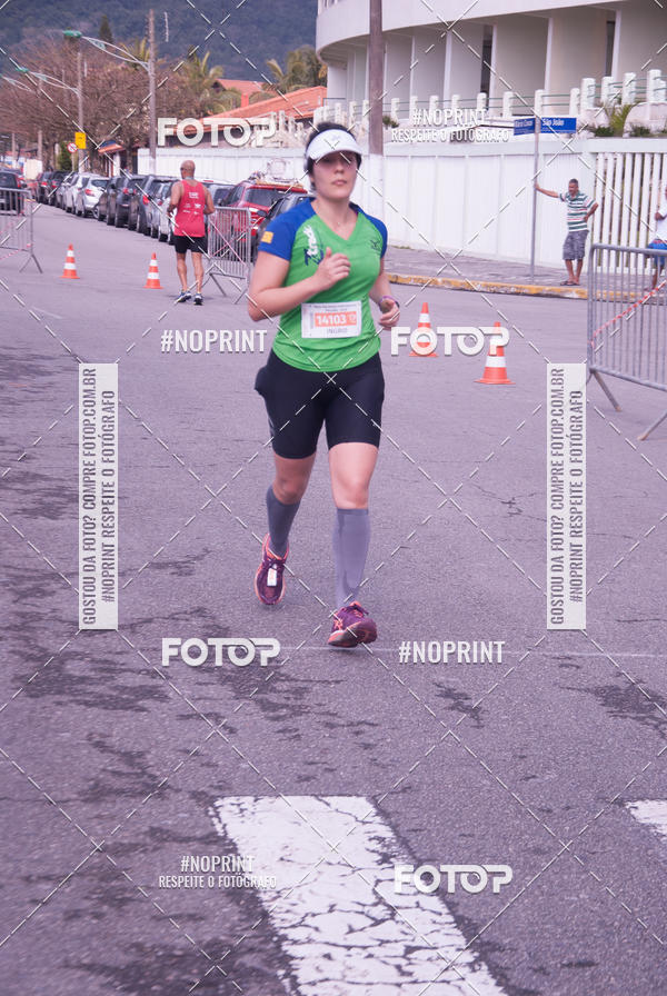 Buy your photos of the eventMeia Maratona Internacional de Peru�be on Fotop