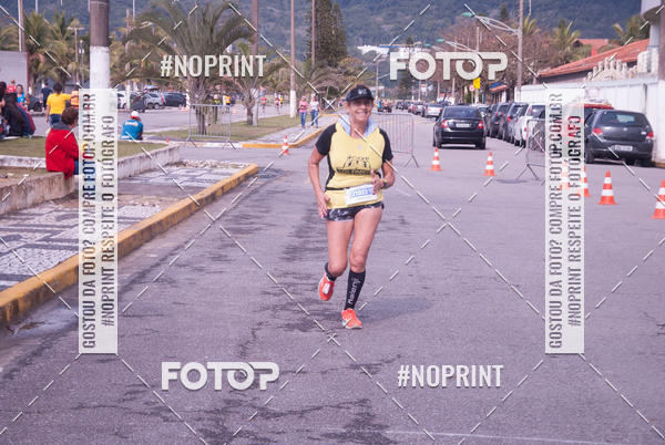 Buy your photos of the eventMeia Maratona Internacional de Peru�be on Fotop