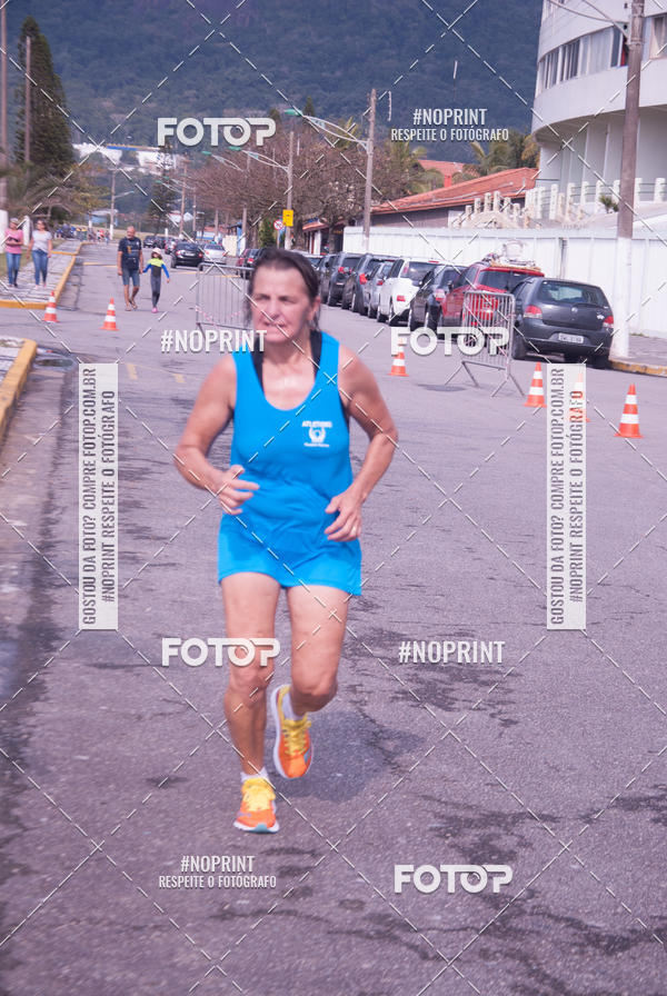 Buy your photos of the eventMeia Maratona Internacional de Peru�be on Fotop
