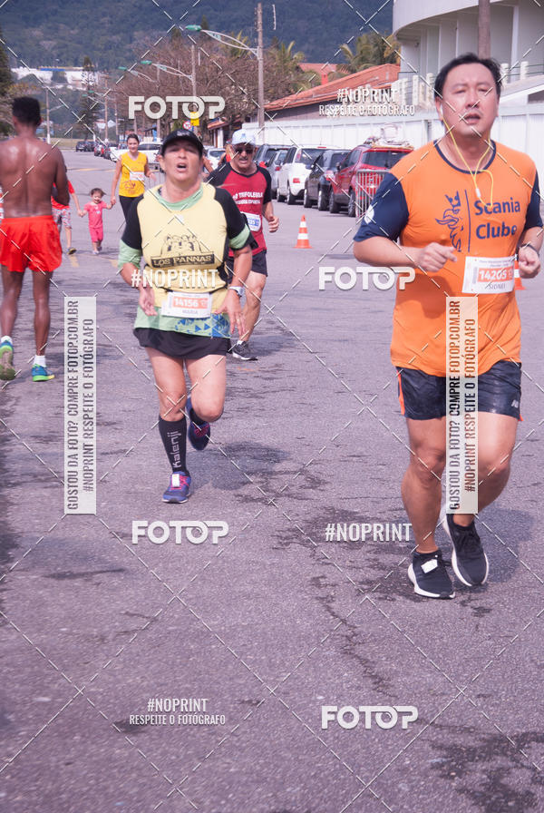 Buy your photos of the eventMeia Maratona Internacional de Peru�be on Fotop