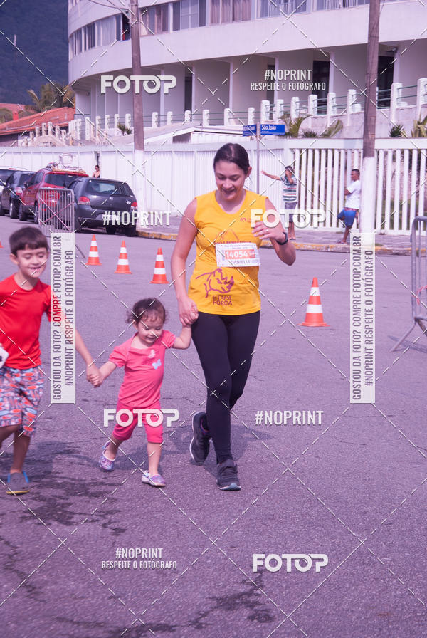Buy your photos of the eventMeia Maratona Internacional de Peru�be on Fotop