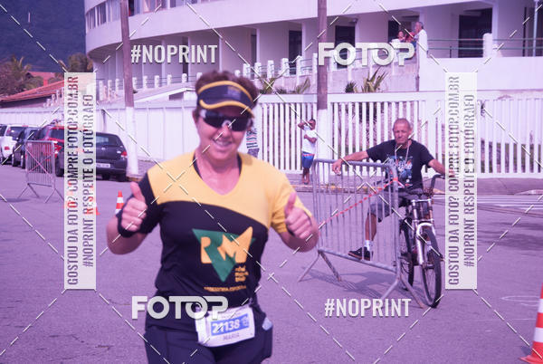 Buy your photos of the eventMeia Maratona Internacional de Peru�be on Fotop