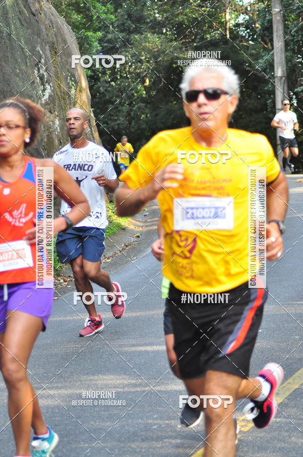 Buy your photos of the eventMeia Maratona Internacional de Peru�be on Fotop