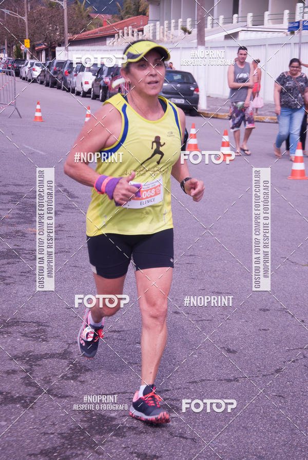 Buy your photos of the eventMeia Maratona Internacional de Peru�be on Fotop