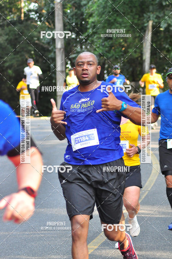 Buy your photos of the eventMeia Maratona Internacional de Peru�be on Fotop