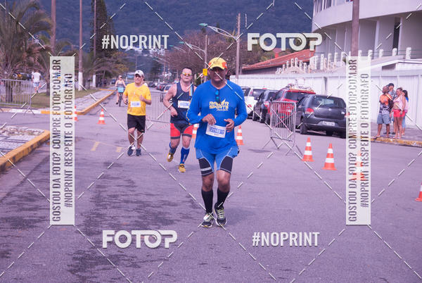 Buy your photos of the eventMeia Maratona Internacional de Peru�be on Fotop