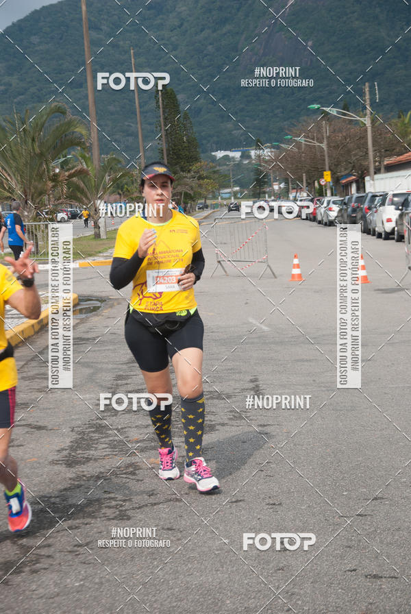 Buy your photos of the eventMeia Maratona Internacional de Peru�be on Fotop