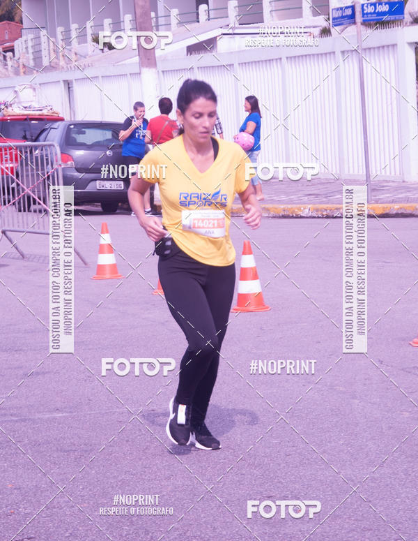Buy your photos of the eventMeia Maratona Internacional de Peru�be on Fotop