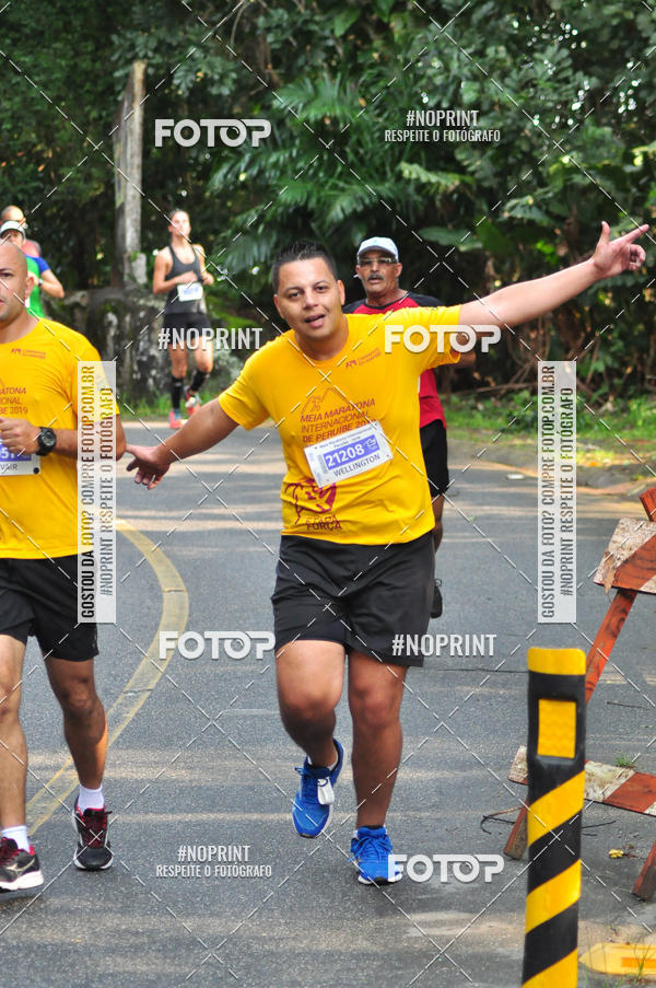 Buy your photos of the eventMeia Maratona Internacional de Peru�be on Fotop
