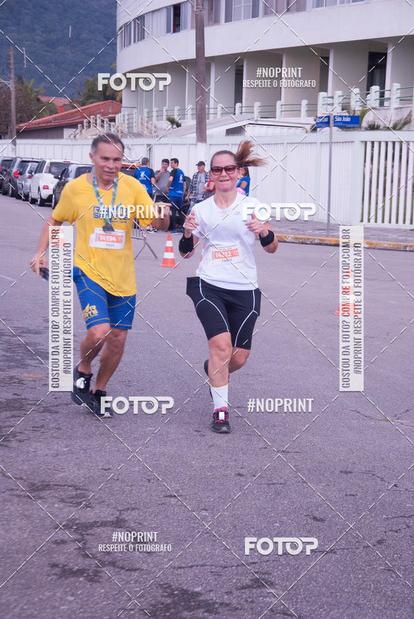 Buy your photos of the eventMeia Maratona Internacional de Peru�be on Fotop
