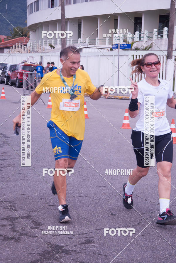 Buy your photos of the eventMeia Maratona Internacional de Peru�be on Fotop