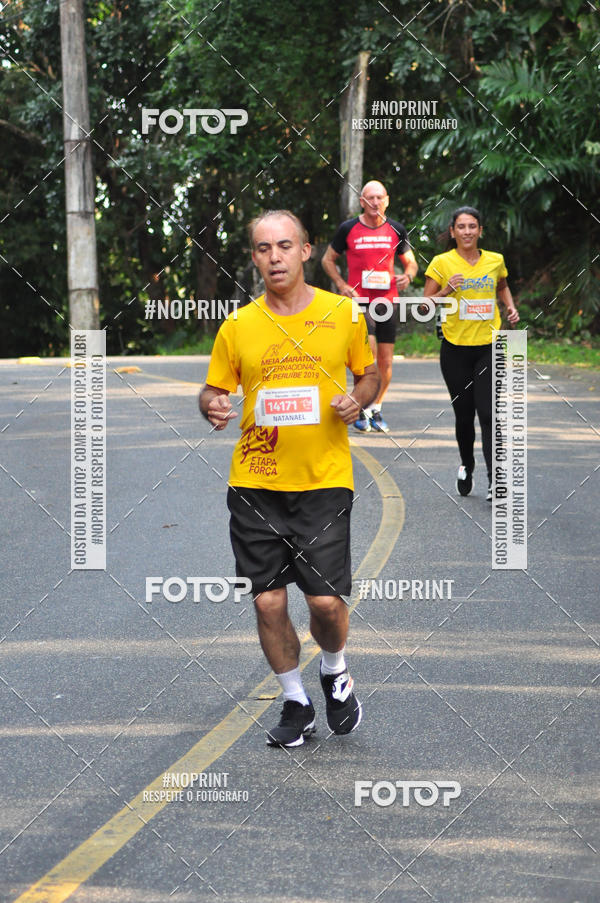 Buy your photos of the eventMeia Maratona Internacional de Peru�be on Fotop