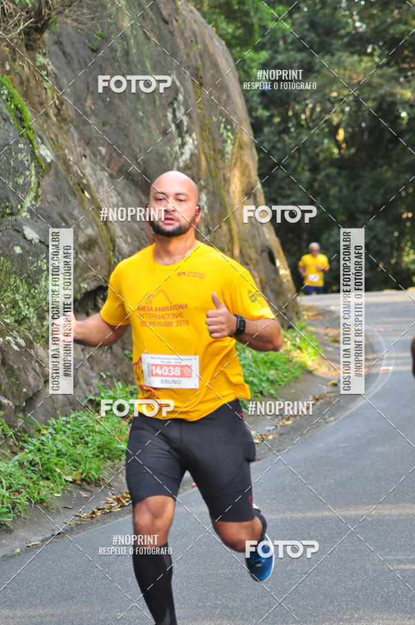 Buy your photos of the eventMeia Maratona Internacional de Peru�be on Fotop