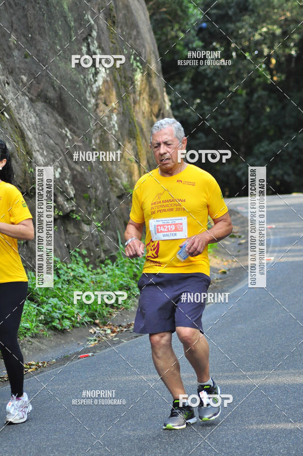 Buy your photos of the eventMeia Maratona Internacional de Peru�be on Fotop