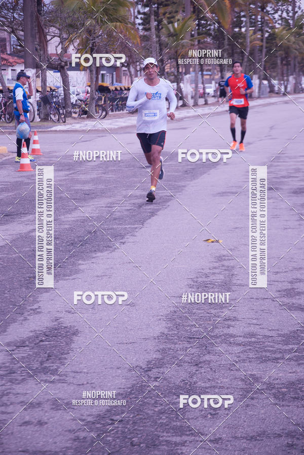 Buy your photos of the eventMeia Maratona Internacional de Peru�be on Fotop