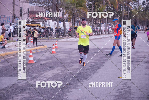 Buy your photos of the eventMeia Maratona Internacional de Peru�be on Fotop