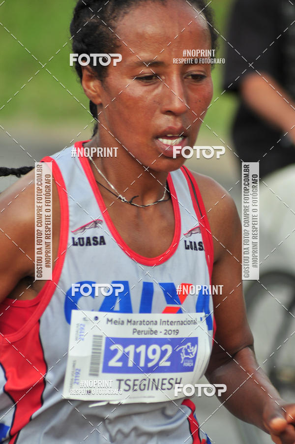 Buy your photos of the eventMeia Maratona Internacional de Peru�be on Fotop