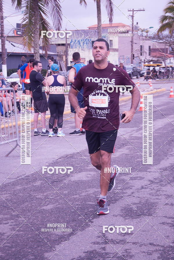 Buy your photos of the eventMeia Maratona Internacional de Peru�be on Fotop