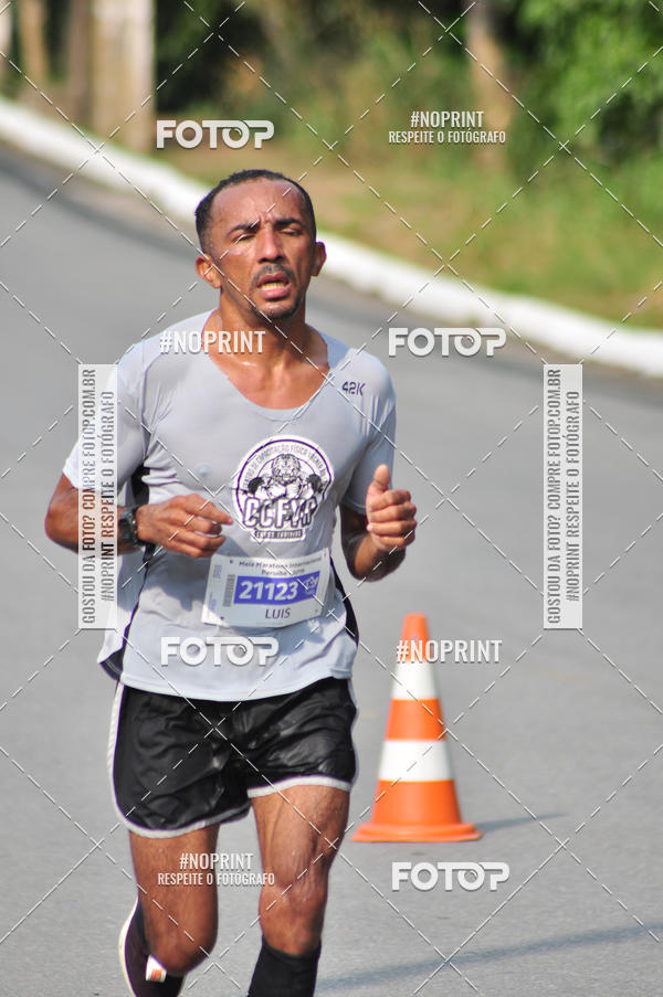 Buy your photos of the eventMeia Maratona Internacional de Peru�be on Fotop