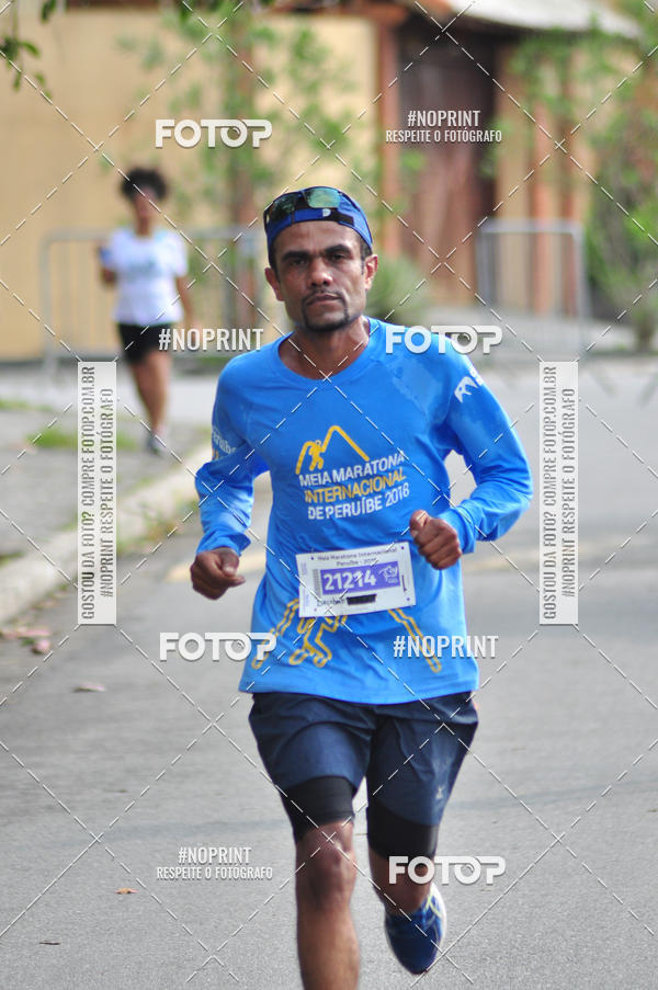 Buy your photos of the eventMeia Maratona Internacional de Peru�be on Fotop