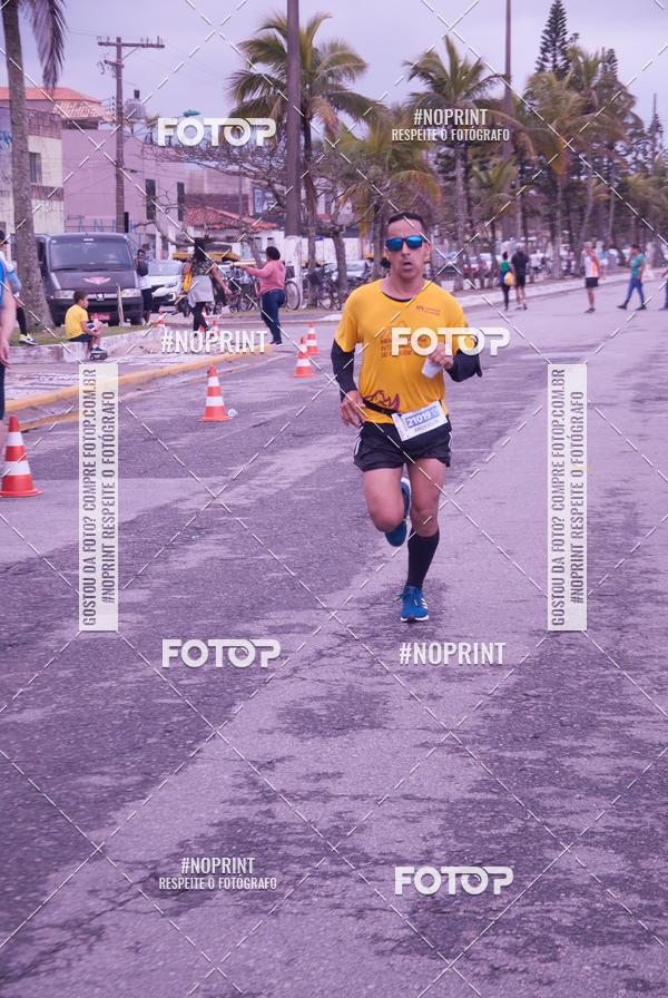 Buy your photos of the eventMeia Maratona Internacional de Peru�be on Fotop