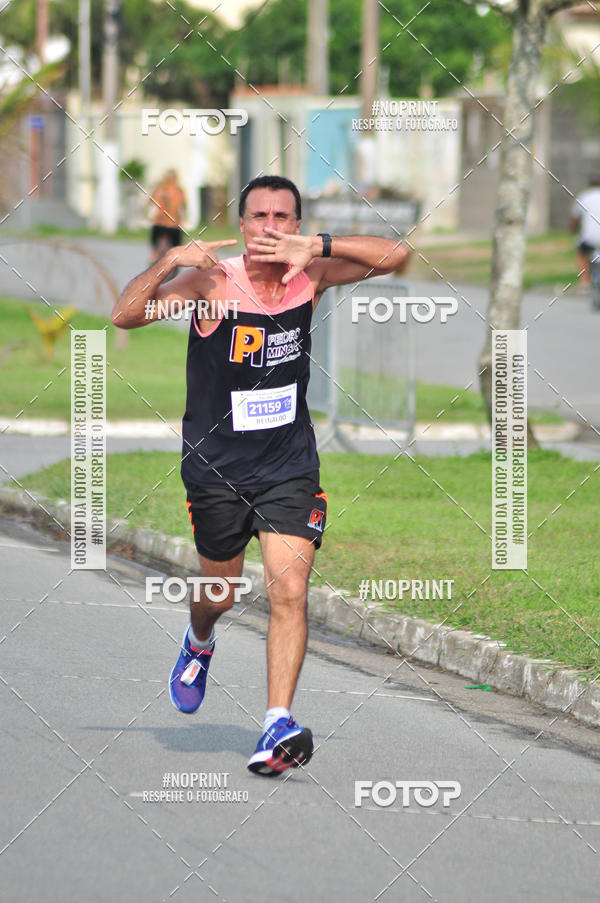 Buy your photos of the eventMeia Maratona Internacional de Peru�be on Fotop
