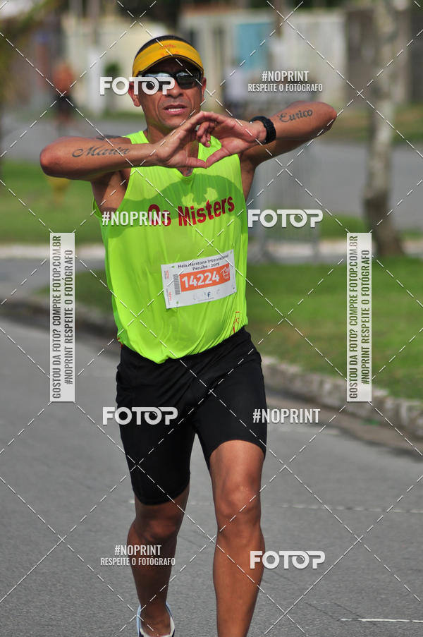 Buy your photos of the eventMeia Maratona Internacional de Peru�be on Fotop