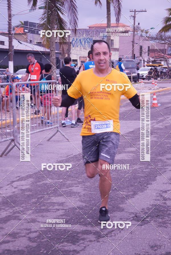 Buy your photos of the eventMeia Maratona Internacional de Peru�be on Fotop