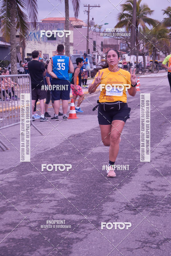 Buy your photos of the eventMeia Maratona Internacional de Peru�be on Fotop